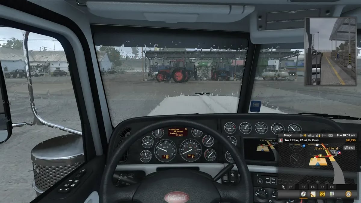 American Truck Simulator drivers meeting at a truck stop on a dedicated server